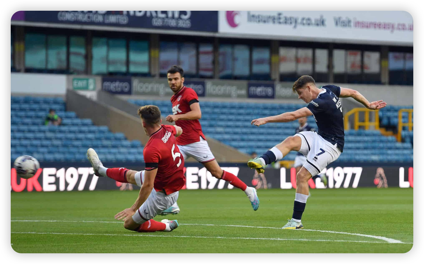 A First Half Dominated by the Lions